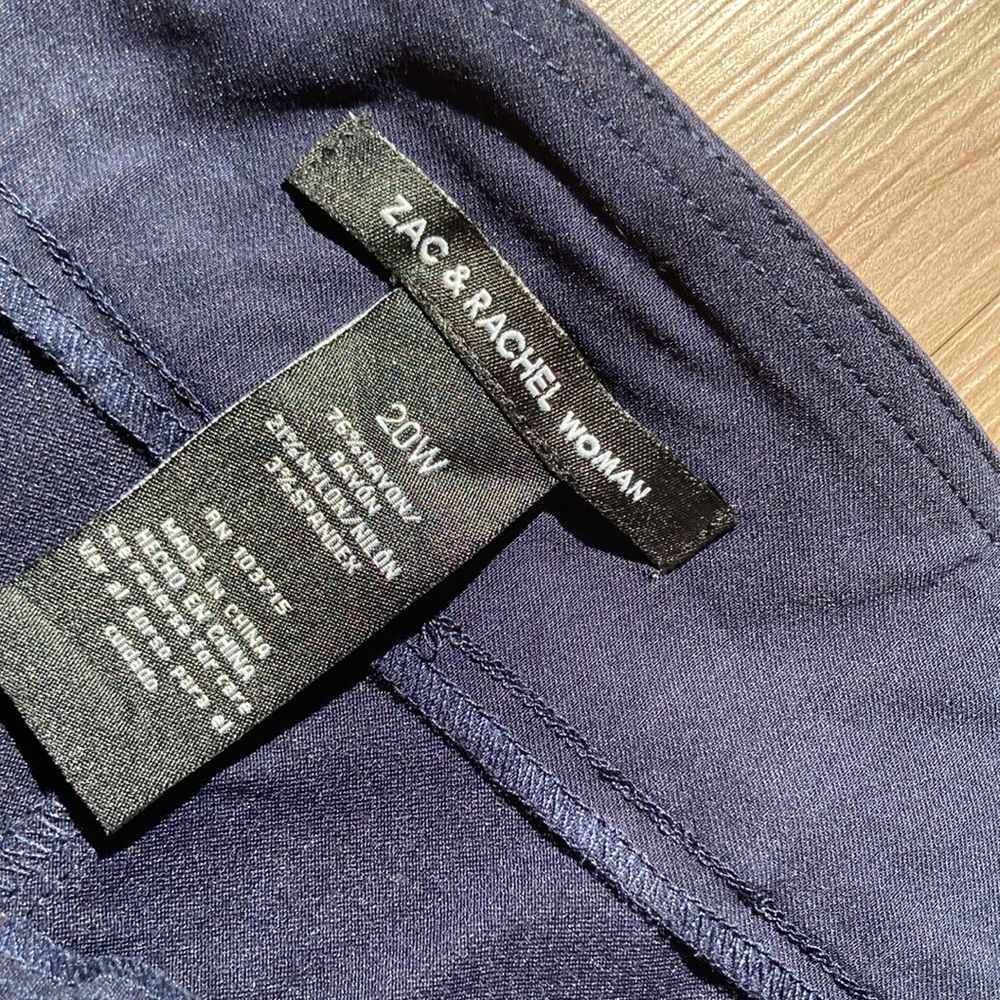 Offer$15 Zac & Rachel pull on short with stretch classic navy blue casual 20W - Picture 8 of 14